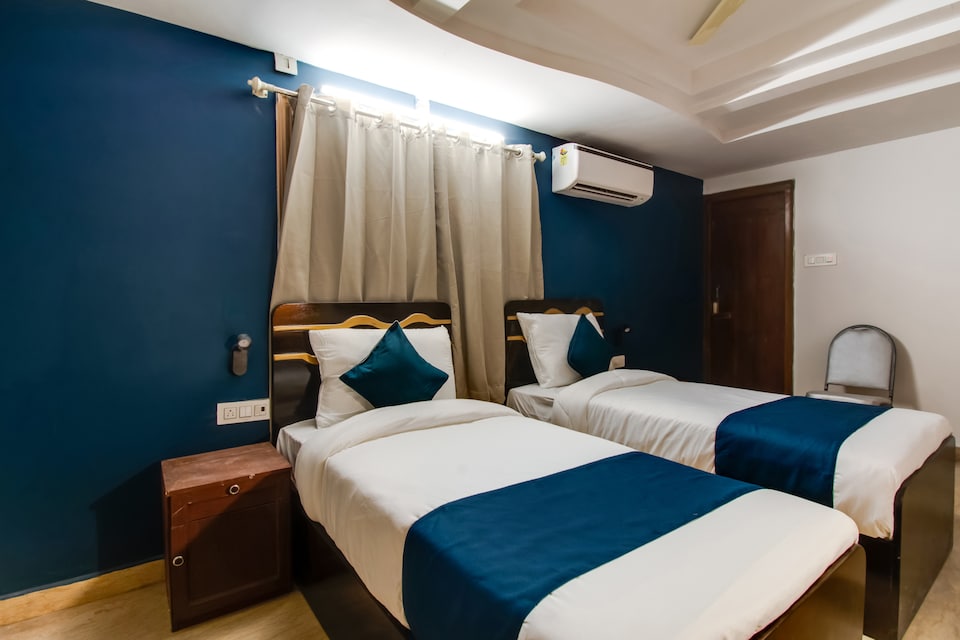 SilverKey Executive Stays 41376 Urshita Empire Narasimhanagar, Transit Vizag, Visakhapatnam