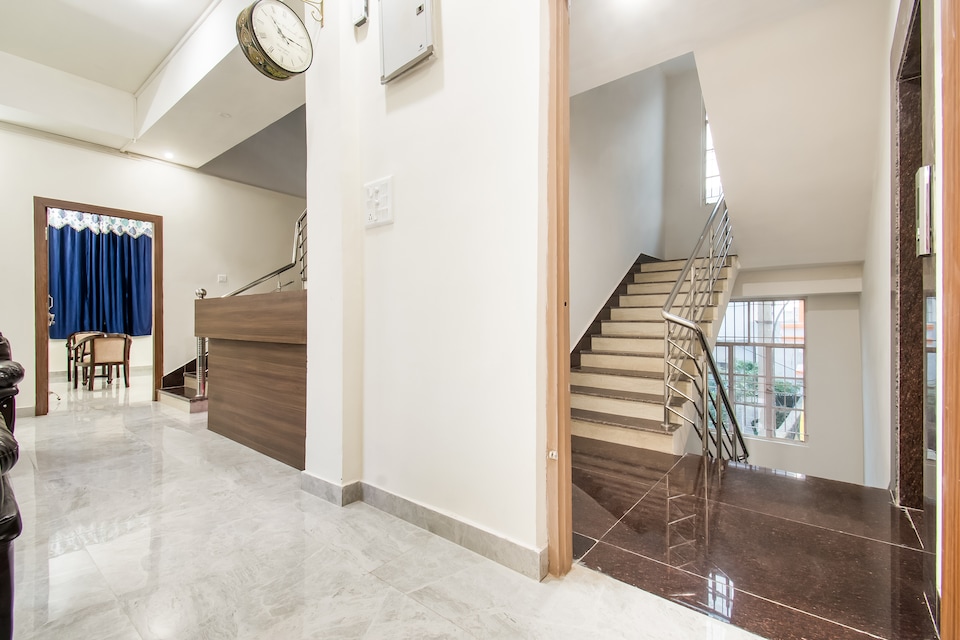 OYO 41378 Geeta Vihar Continental, Bailey Road, Patna