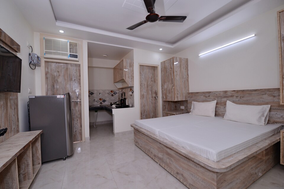 OYO LIFE GRG1486 Sector 24, Cyber City, Gurgaon