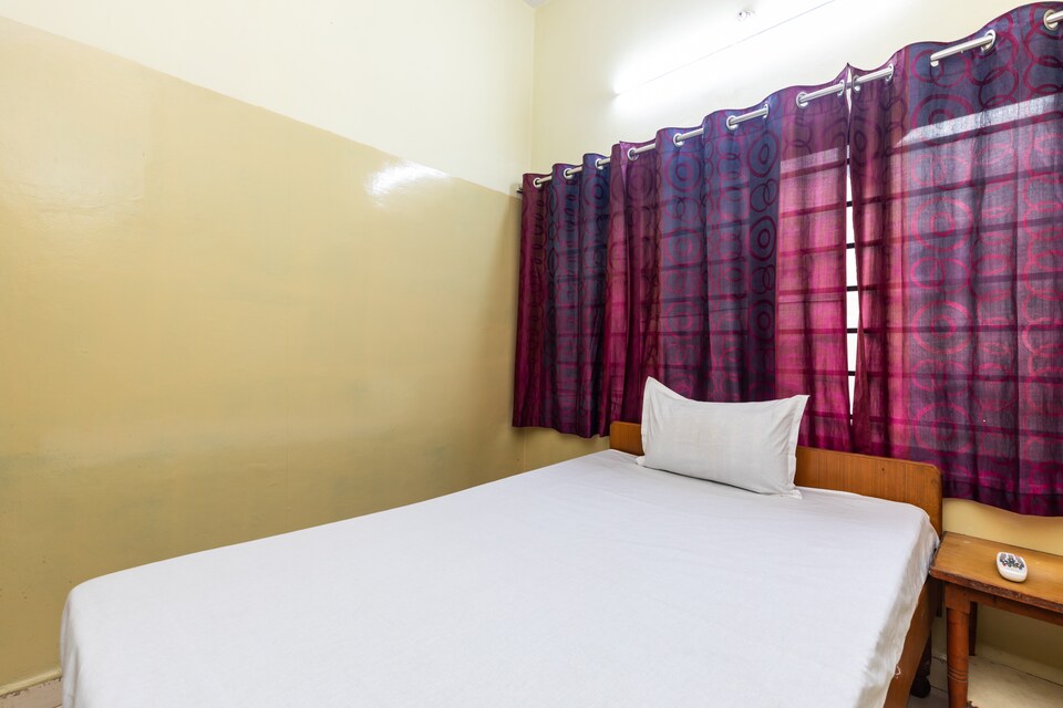 SPOT ON 41392 Hotel Banzara, MG Road Indore, Indore