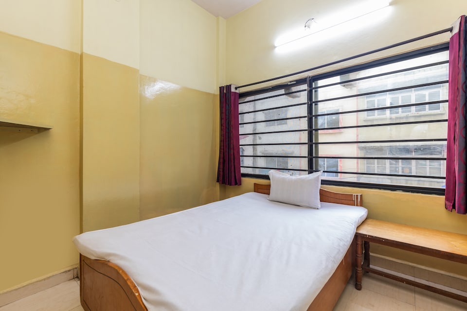 SPOT ON 41392 Hotel Banzara, MG Road Indore, Indore