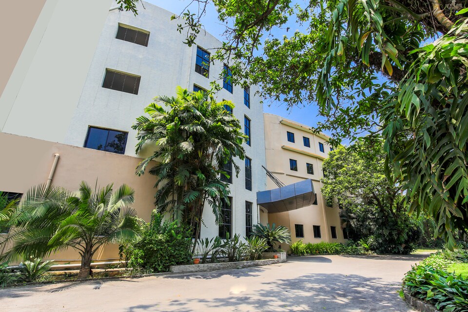 OYO 432 Central Palm Hotel, Bharatpur Nepal, Chitwan