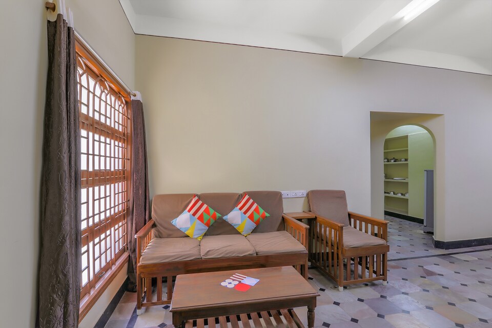 OYO Home 41401 Compact 2bhk Near Mudhaliarpet, Pondicherry City Centre, Pondicherry