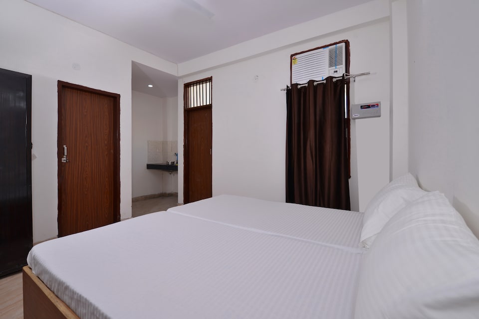 OYO LIFE GRG1488 Sector 51, DLF 4 Gurgaon, Gurgaon