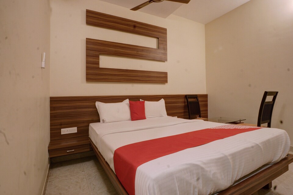 OYO 41441 JK Palace, Doddaballapura-Bangalore, Doddaballapura