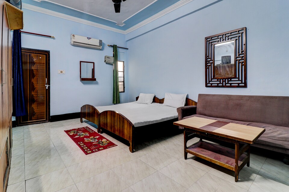 Live on LCK2554, Mahanagar Lucknow, लखनऊ