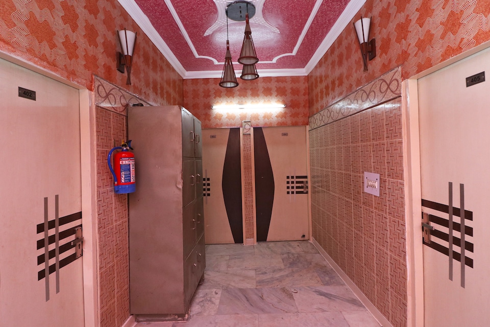 OYO 41425 Ratan Hira Resort, Corporate Complex, Agra