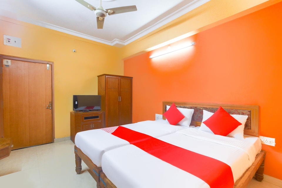 OYO 41428 Hotel Rayyan , Hospet, Hospet