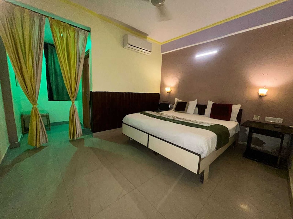 Hotel O Gandhi Path Vaishali Nagar, Vaishali Nagar Jaipur, Jaipur