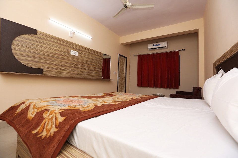 SPOT ON 41446 Hotel Sapan, Civil Lines Bareilly, Bareilly
