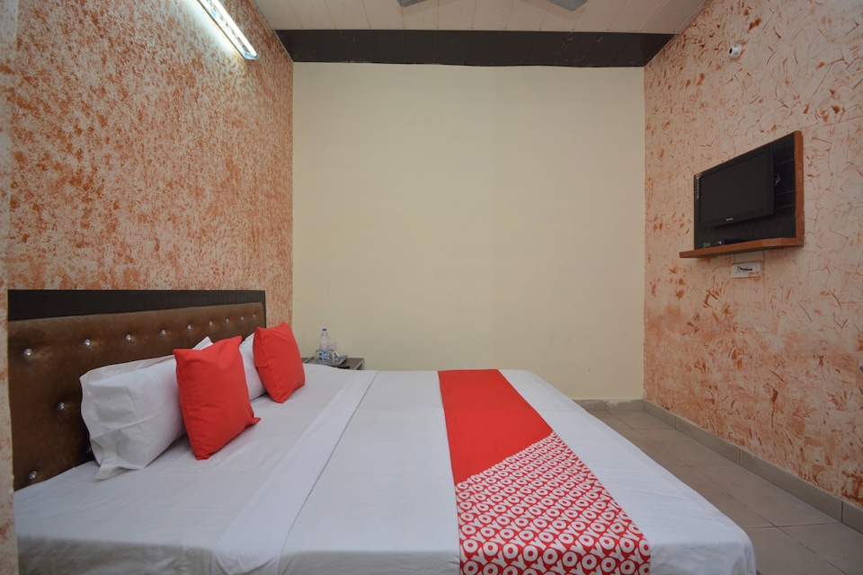 OYO 41451 Hotel Arnotto, Samrala, Samrala