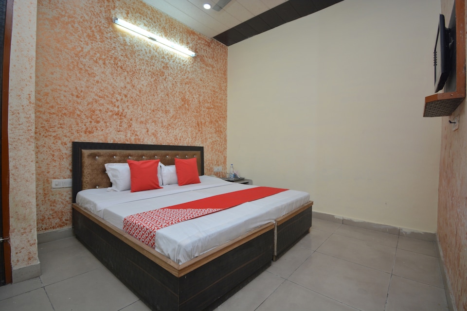 OYO 41451 Hotel Arnotto, Samrala, Samrala