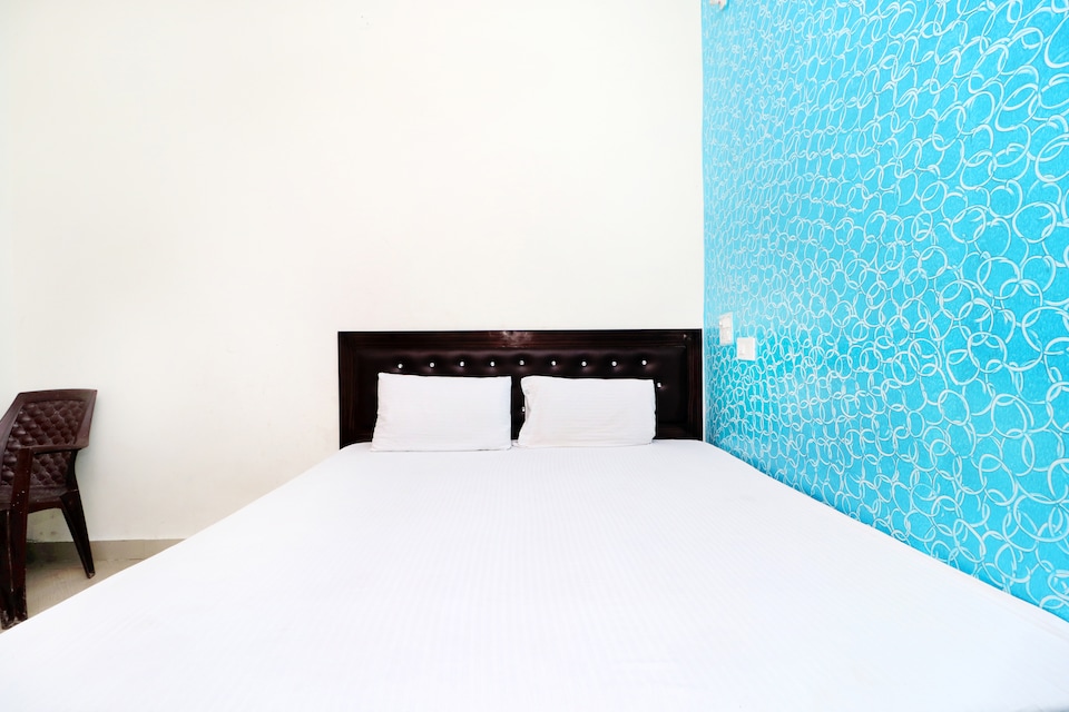 SPOT ON 41466 Hotel Pavraj, Nayagaon Chandigarh, Chandigarh