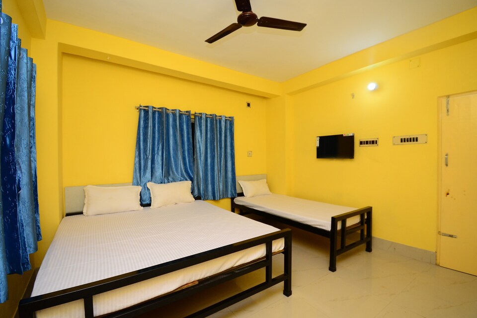 Live on KOL3146, Santoshpur Kolkata, Kolkata
