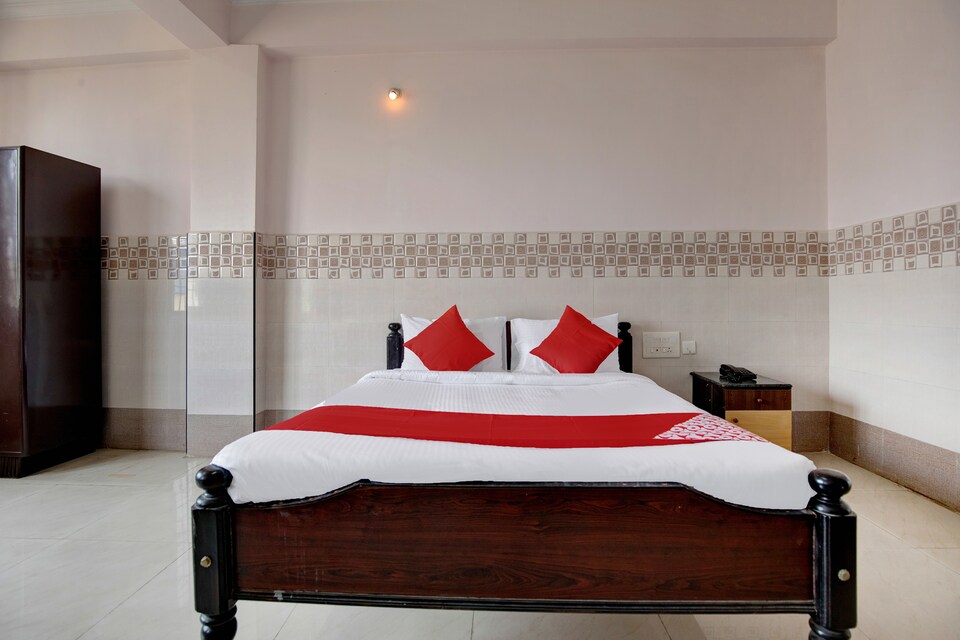 OYO 41549 Snehal Residency, Tumkur Road, Bangalore