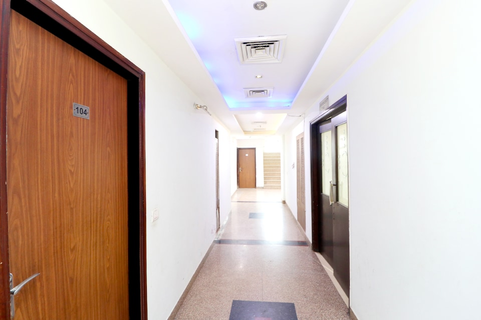 Capital O 41556 Hotel Grand Plaza, Ambala Cantt, Ambala