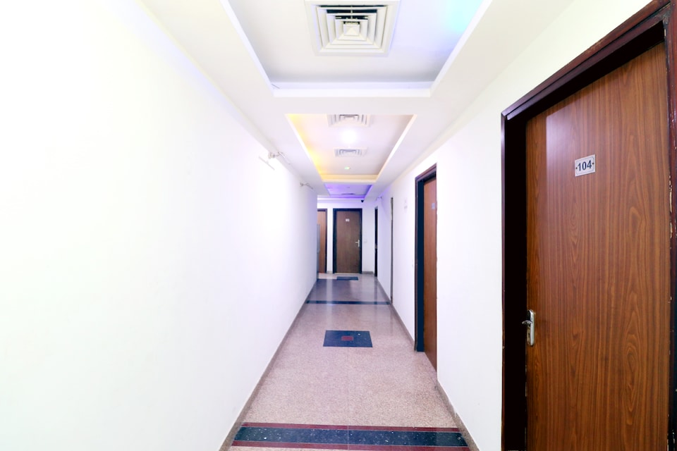 Capital O 41556 Hotel Grand Plaza, Ambala Cantt, Ambala