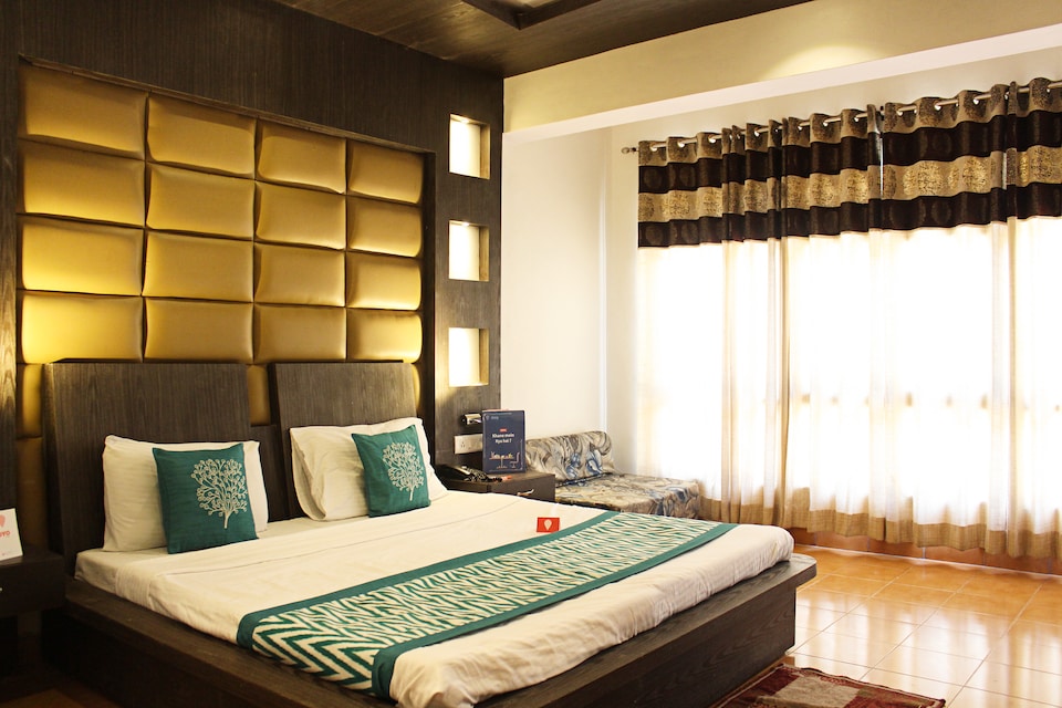 OYO 3855 Dynasty Resort, Highcourt Nainital, Nainital