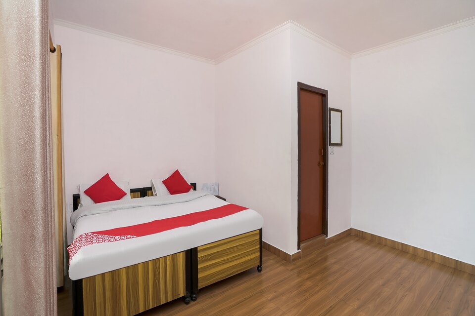 OYO 41579 Shivalaya Homestay, Mukteshwar, Mukteshwar