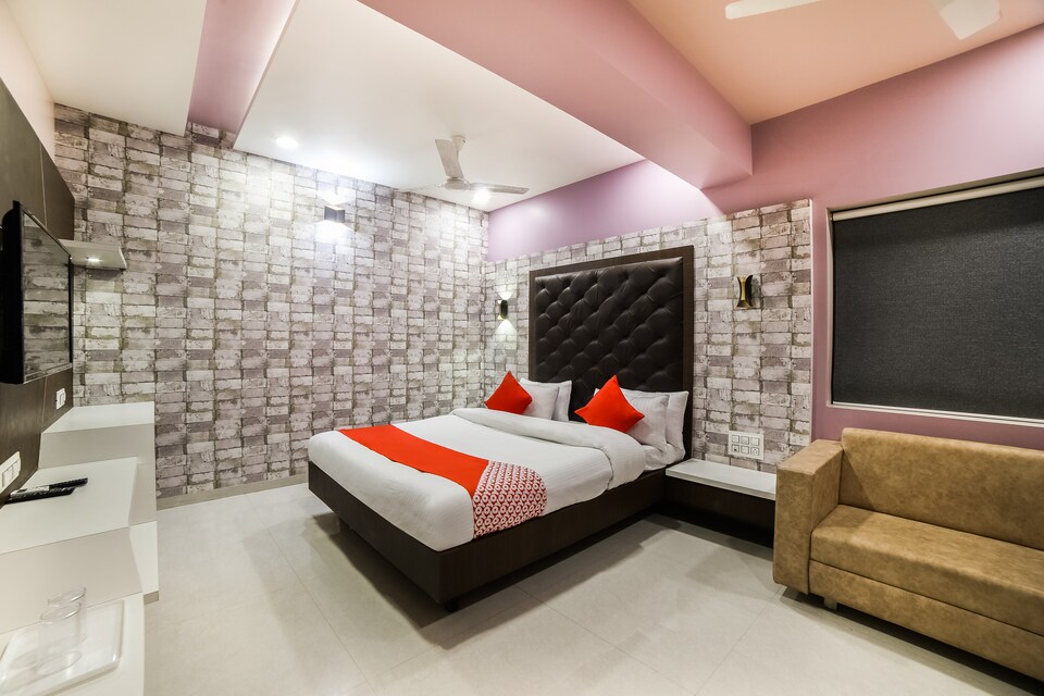 Capital O 41587 Hotel Airport Inn One, Ahmedabad Airport, Ahmedabad