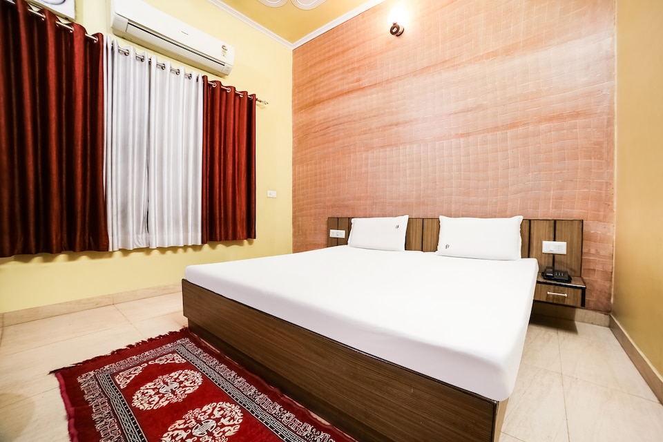 SPOT ON 41590 Hotel Mgs Palace, Pilibhit, Pilibhit