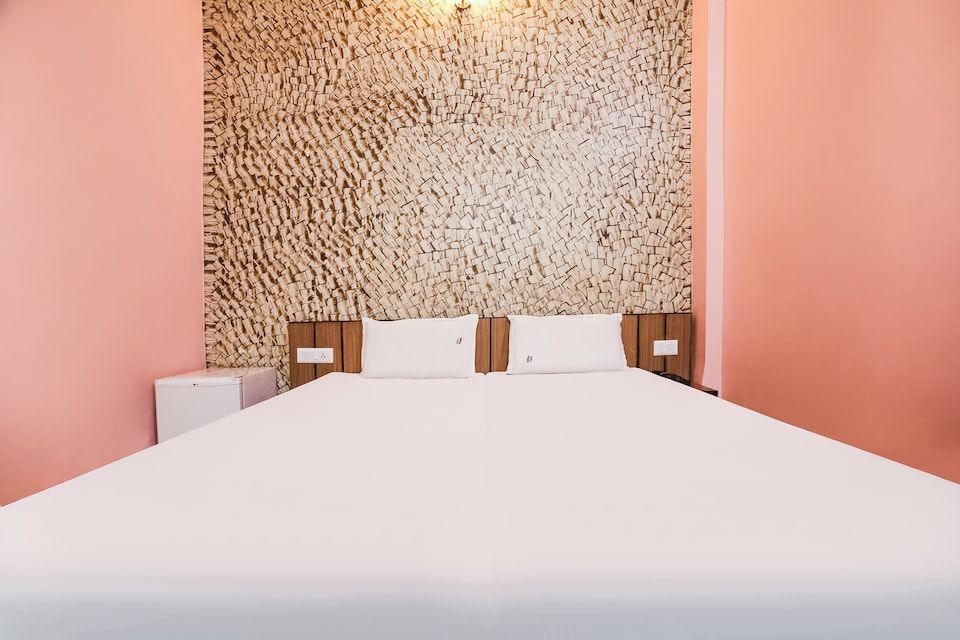 SPOT ON 41590 Hotel Mgs Palace, Pilibhit, Pilibhit