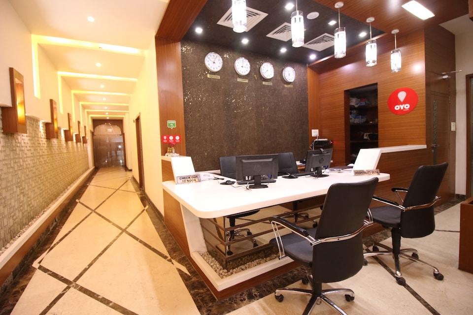 OYO 3859 Ambience Hotel, City Centre, Gwalior