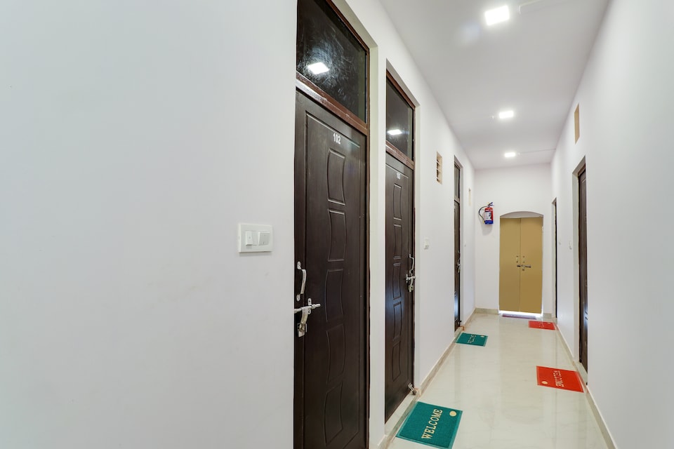 SPOT ON 41621 Kia Residency, Charbagh Lucknow, Lucknow