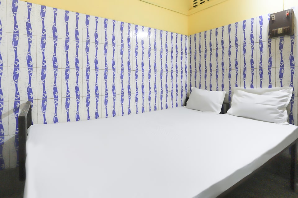 SPOT ON 41626 Alankar Lodge, Kharagpur, Kharagpur