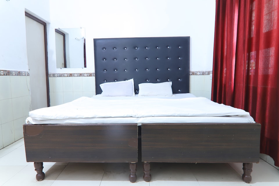 OYO 41629 Hotel Om Sai, Bharatpur, Bharatpur