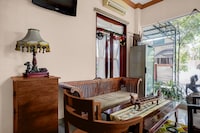 Collection O near University of Sumatera Utara formerly Huber Apartment