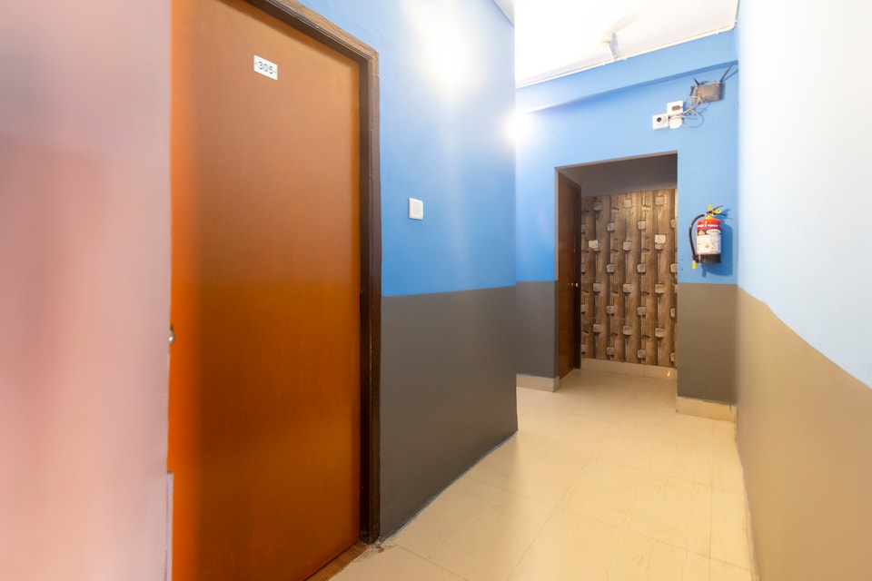 OYO Flagship 41655 Srj Inn Jadavpur, Santoshpur Kolkata, Kolkata