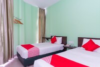 OYO 1172 Hotel Shlyo