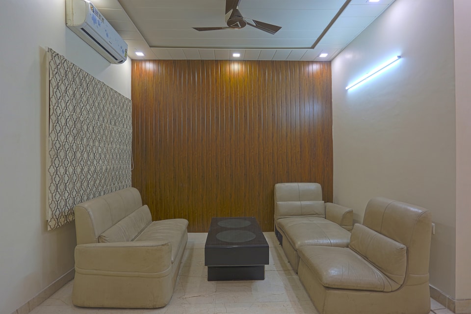 Live on DEL4527, Paschim Vihar Delhi, Delhi