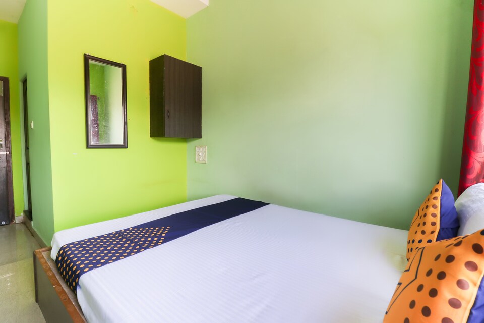 SPOT ON 41675 Royal Inn, Shimoga Bangalore, बैंगलोर