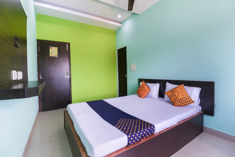 SPOT ON 41675 Royal Inn, Shimoga Bangalore, बैंगलोर