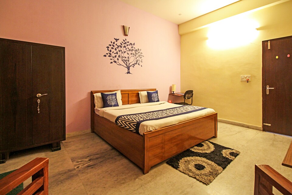 OYO 660 Sector 66, Noida Industrial Area Mamura, Noida