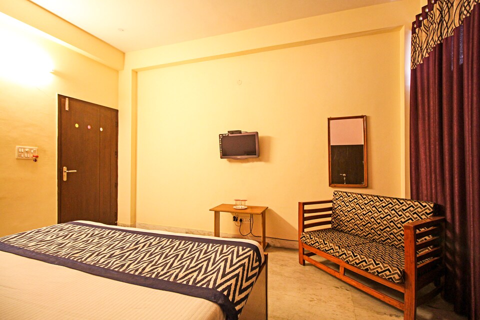 OYO 660 Sector 66, Noida Industrial Area Mamura, Noida