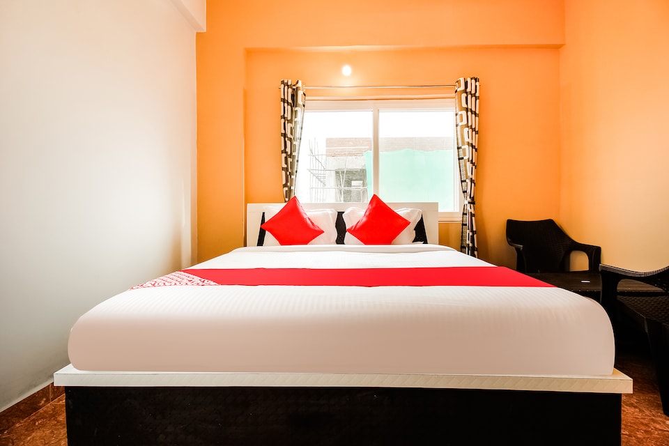 OYO Sri Balaji Grand, Madhapur, Hyderabad