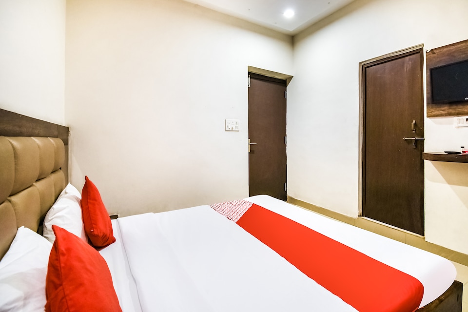 OYO 41690 Hotel Center Point, Bhilai, Bhilai