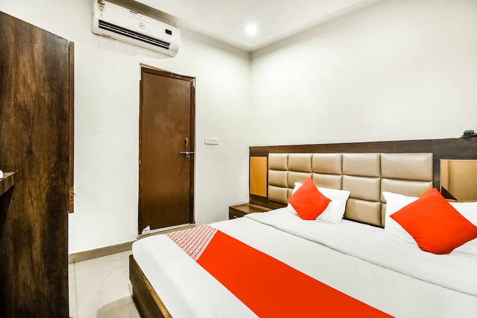 OYO 41690 Hotel Center Point, Bhilai, Bhilai