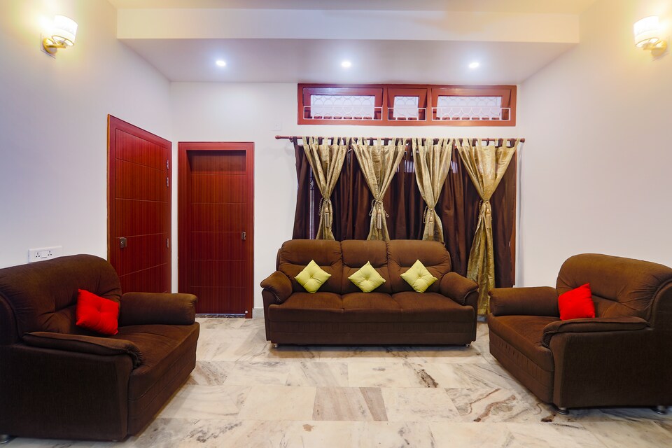OYO 41702 Magnolia Inn, Hatigaon Guwahati, Guwahati
