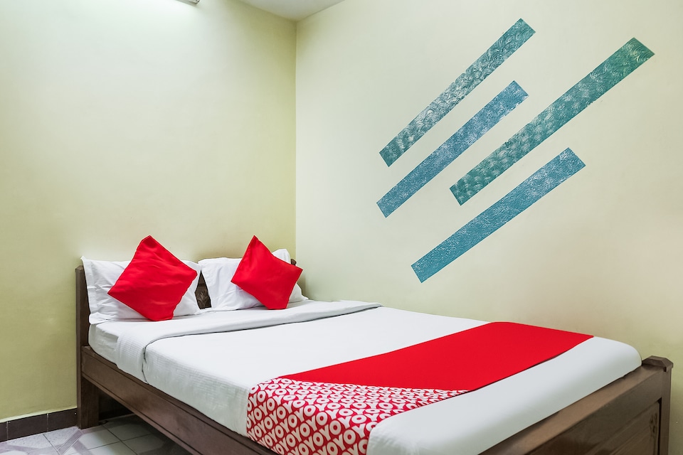 OYO 41711 Rahamath Cottage, Ooty Coonoor Road, Ooty