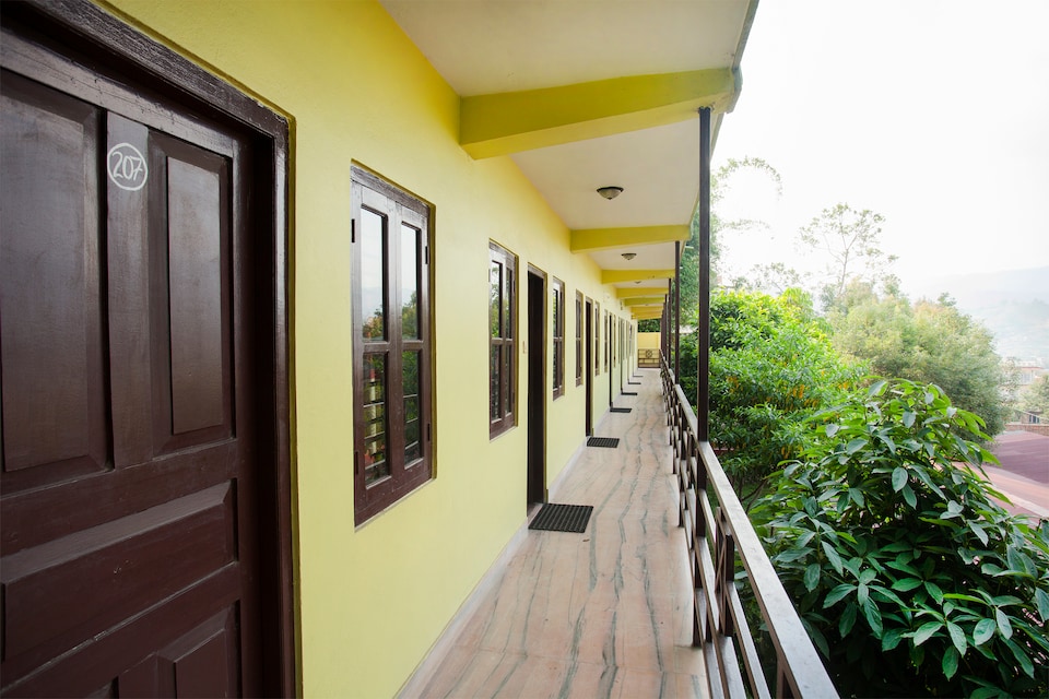 SPOT ON 442 Green Wood Resort Pvt Ltd, New Bus Park Kathmandu, Kathmandu
