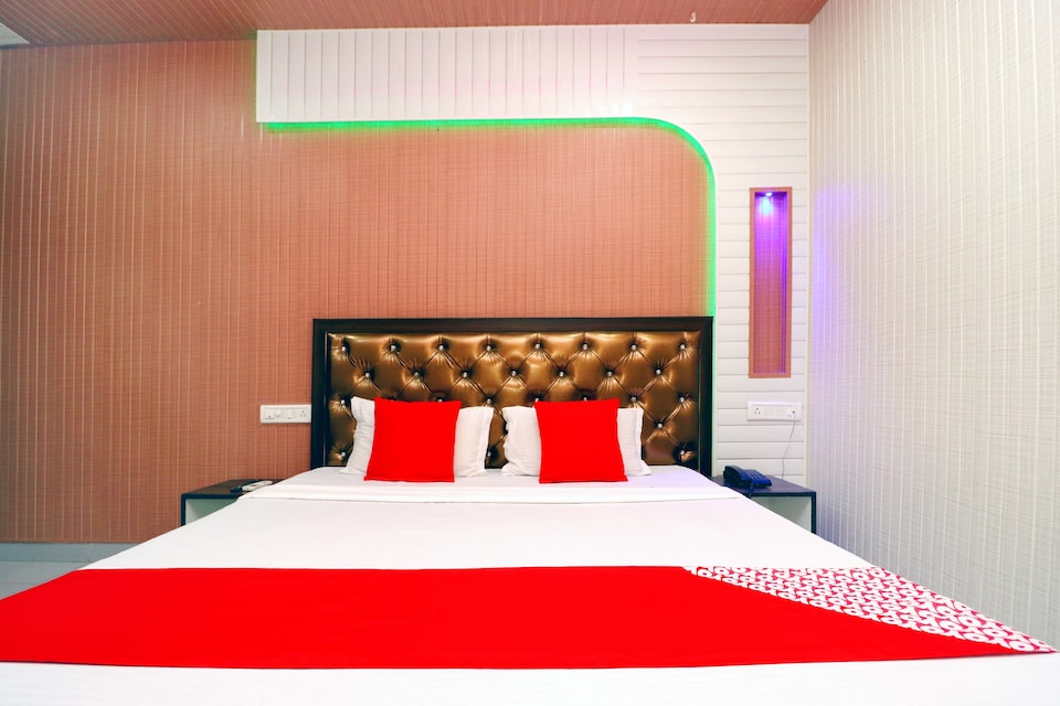 OYO 41743 Hotel Silver, Sector 42 Chandigarh, Chandigarh