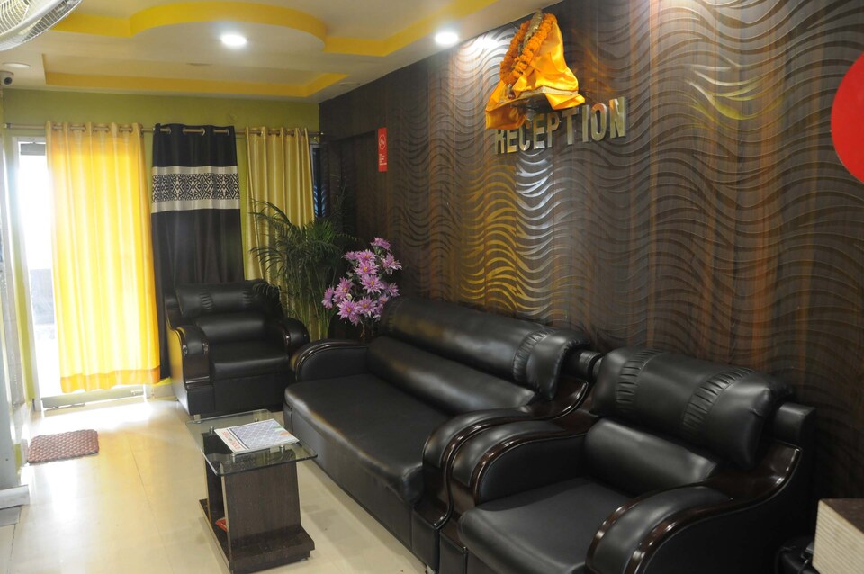 OYO 3871 Hotel Abhimit Residency, Kankarbagh Patna, Patna