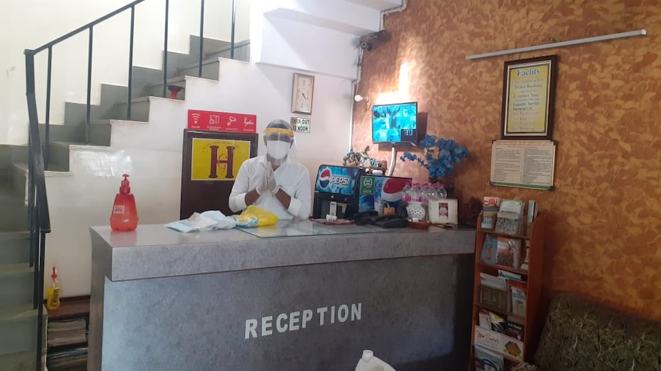 SPOT ON 41746 Hotel Grace, Fatehabad Road, Agra