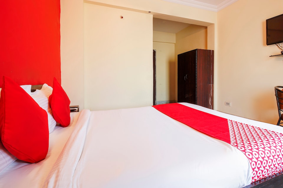 OYO 41751 Hotel Sabharwal, Abids-II, Hyderabad