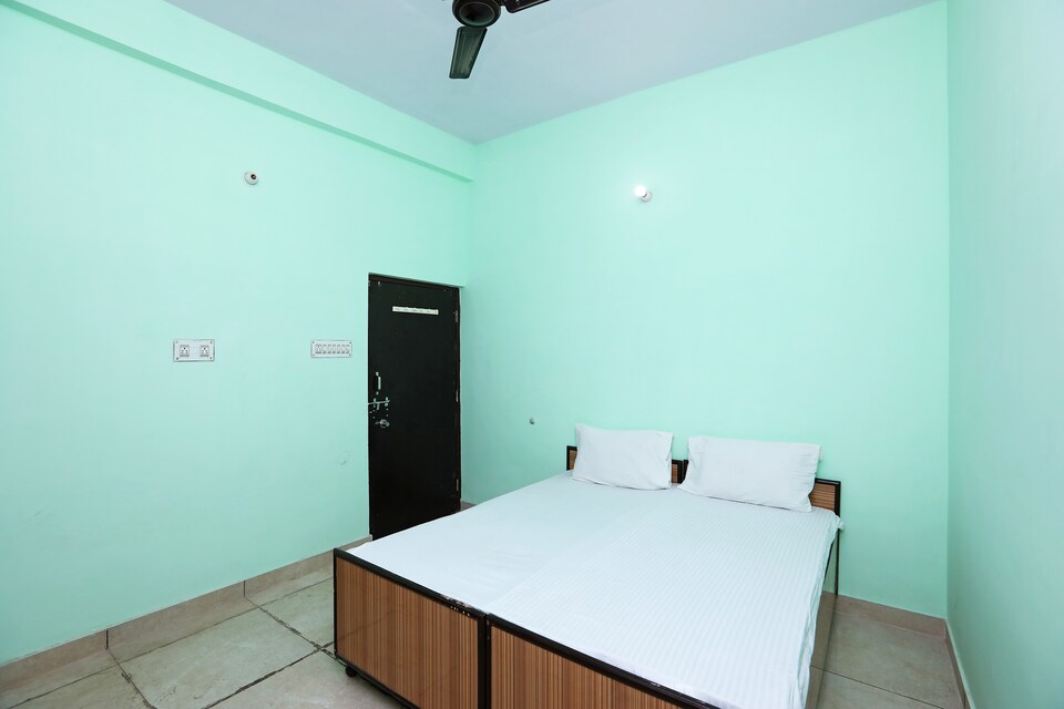 SPOT ON 41752 Shree Ram Murti Guest House, Neemrana, Neemrana