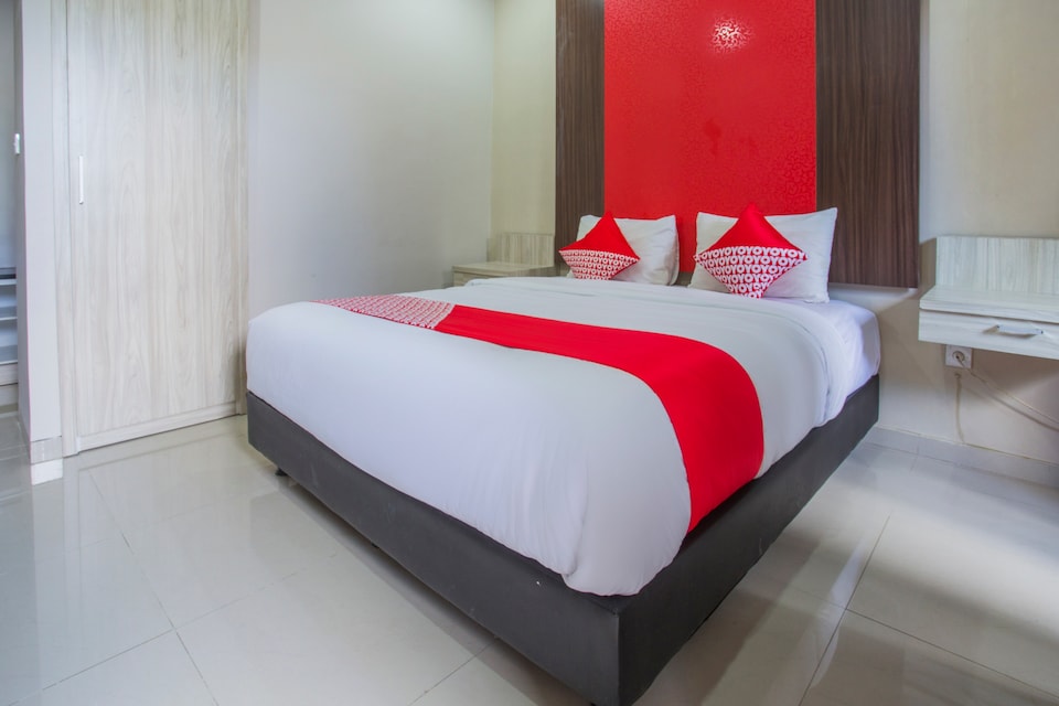 OYO 1004 The Radiance Guesthouse, Seminyak, Bali